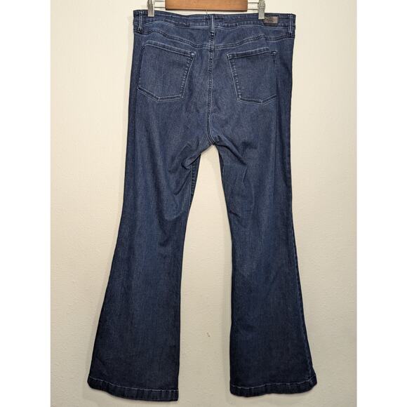 Women's Melisa Flare Jeans By Sofia Vergara High Rise Blue Denim Size 16 - Picture 7 of 8